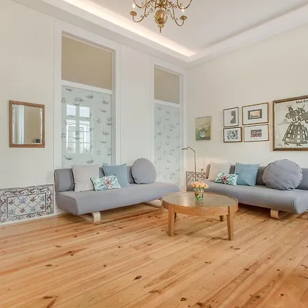 Correeiros Downtown - Historic Apartment