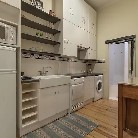 Correeiros Downtown - Historic Apartment *