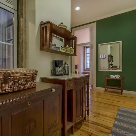 Correeiros Downtown - Historic Lissabon