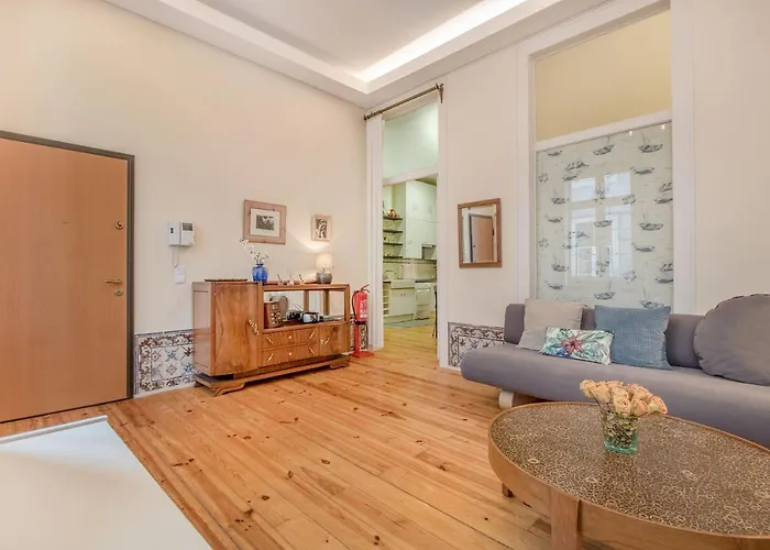 Correeiros Downtown - Historic Apartment *