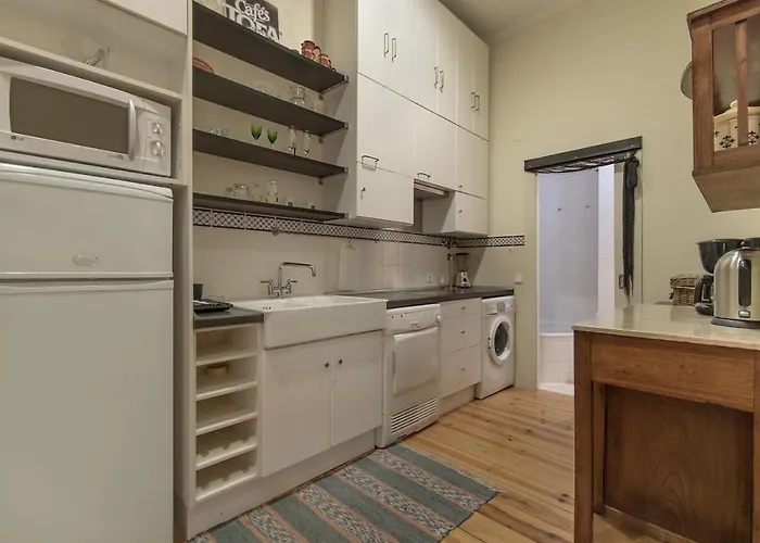 Correeiros Downtown - Historic Apartment *