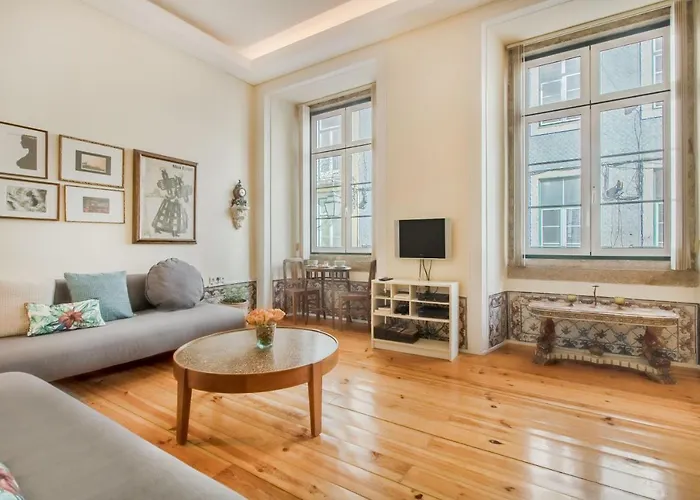 Correeiros Downtown - Historic *