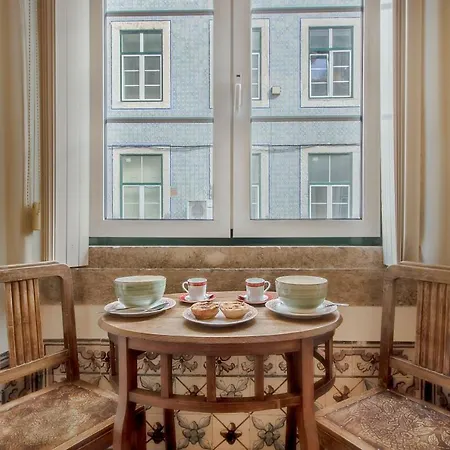 Correeiros Downtown - Historic Apartamento